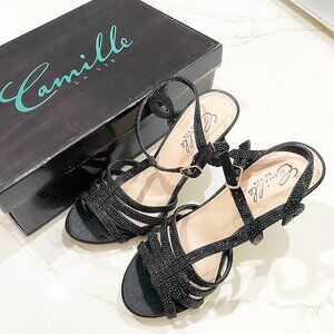 ****************Camille La Vie Black Mid Heels Shoes****************